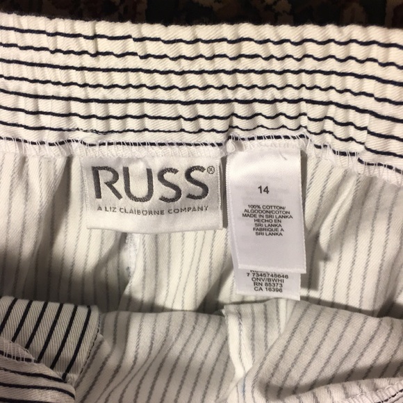 Russ brand cropped nautical striped pants. - Picture 2 of 5